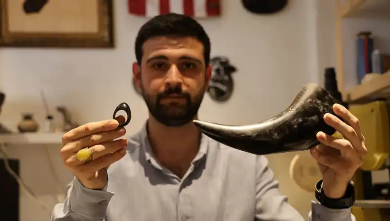 Türk Savaşçıların Gizemli Ekipmanı: Manda Boynuzundan Yaratılan Geleneksel Aletler