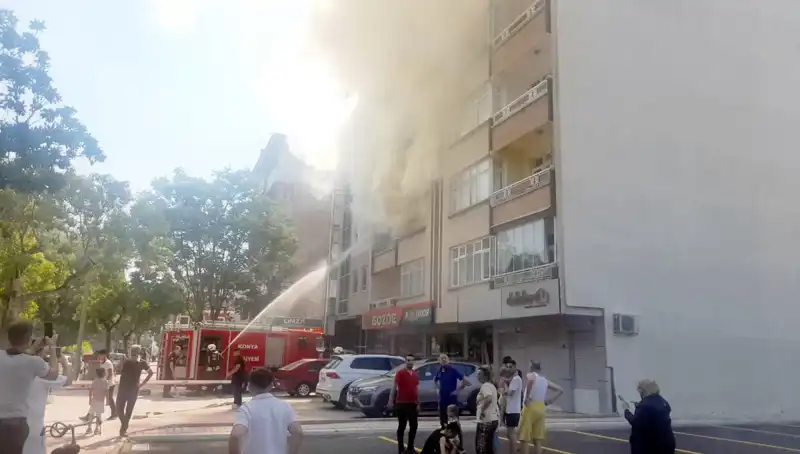 Gözlerini Yangınla Açtılar: Bu Gençlerin Korkunç Deneyimi Hastanelik Etti