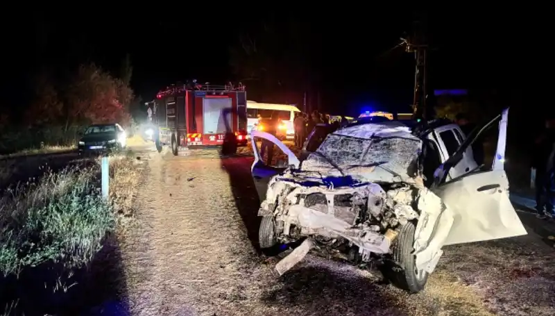 Traktör ve Cipin Çarpışması: 5 Yaralı, Olay Yeri Korkunçtu!