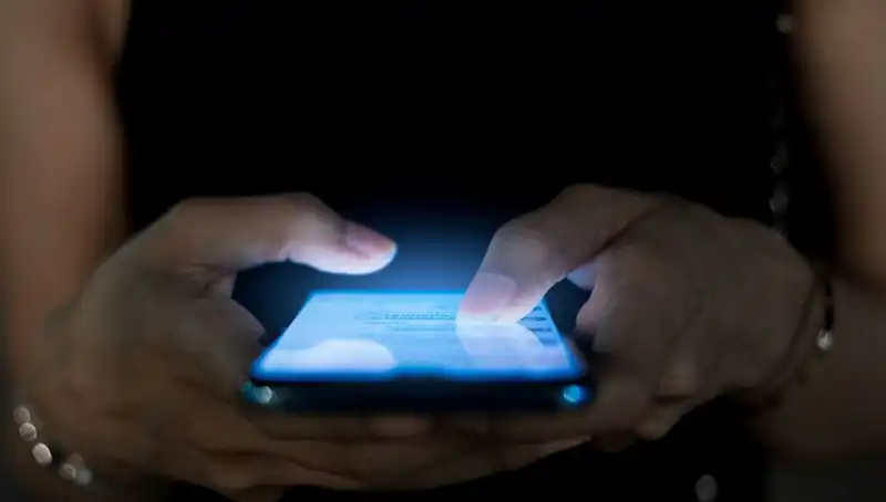 Narsisizmin Belirtisi: Telefon Alışkanlıklarınız Hakkında Bilmeniz Gerekenler