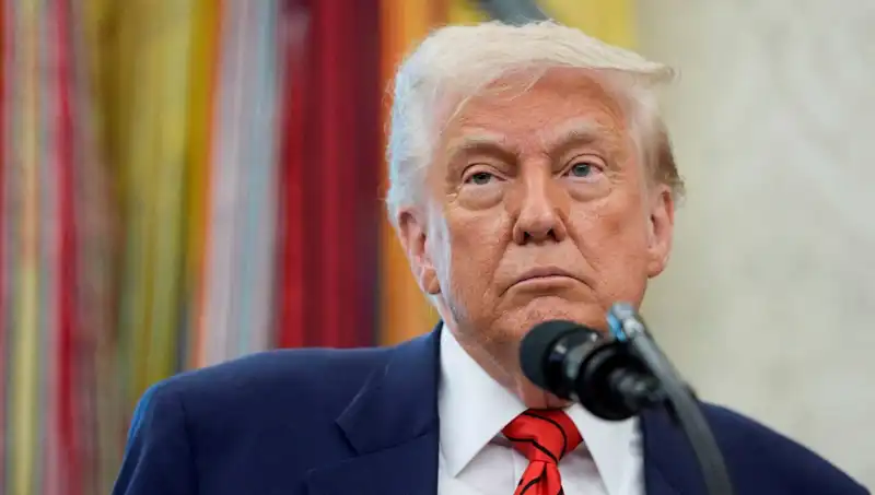 Trump, G7 Zirvesini Terketti: Acil Beyaz Saray Toplantısı Neden Yapıldı?