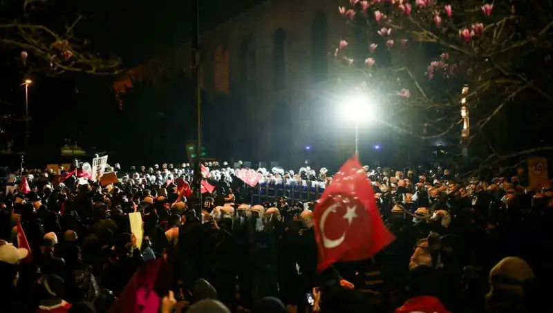 Gösteri Takibi Sırasında Tutuklanan Gazeteciler Tahliye Edildi