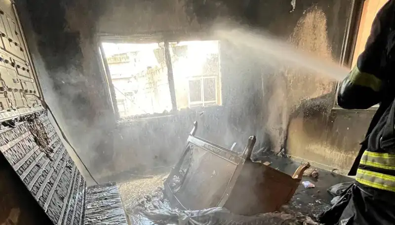 Mersin'de Apartman Dairesinde Korkutan Yangın: Vatandaşlar Hayatını Kaybetti