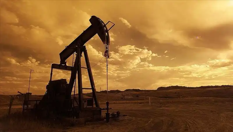 Orta Doğu'da Sıcak Gece: Petrol Fiyatlarında Tarihi Artışlar Yaşanıyor