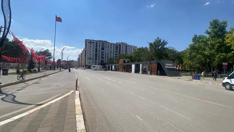 Elazığ'da Sokaklar Hızla Boşalıyor: Nedenleri ve Sonuçları