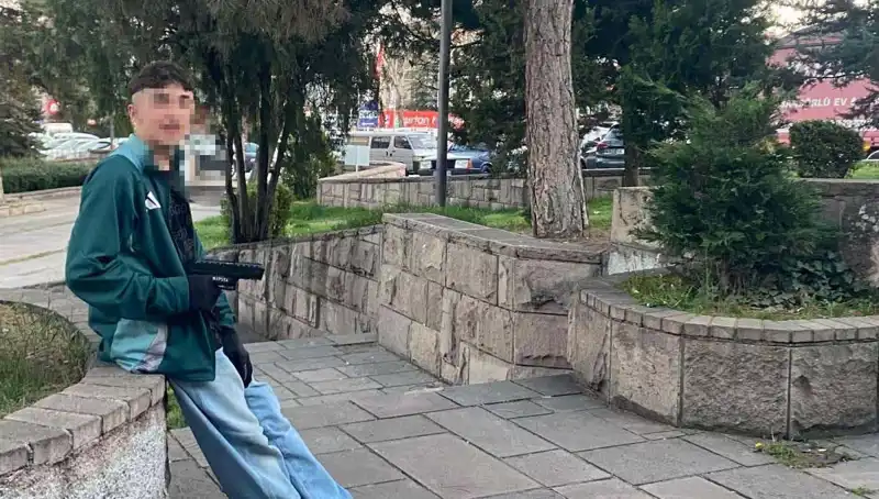 Yol Verme Kavgası: Üç Kardeş ve Baba Tutuklandı, Hayat Kaybı Geldi
