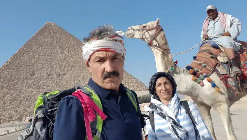 Şırnaklı Çiftin İneklerden Gezi Masrafları: 6 Kıta, 40 Ülke!