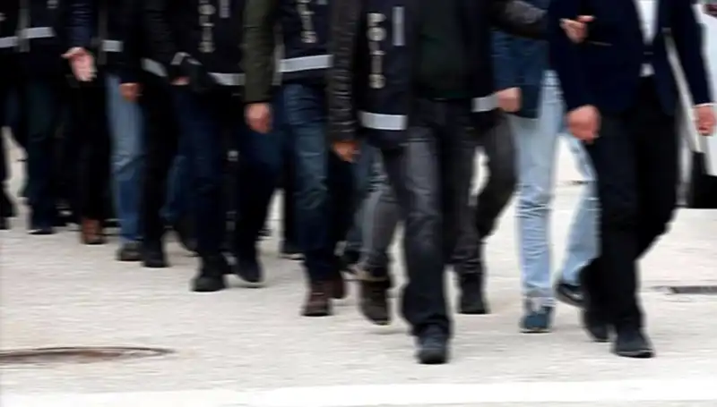 Balkız Tuzağı: Kadın Profiliyle Hesaplarınızı Ele Geçiren Dolandırıcı Çetesi