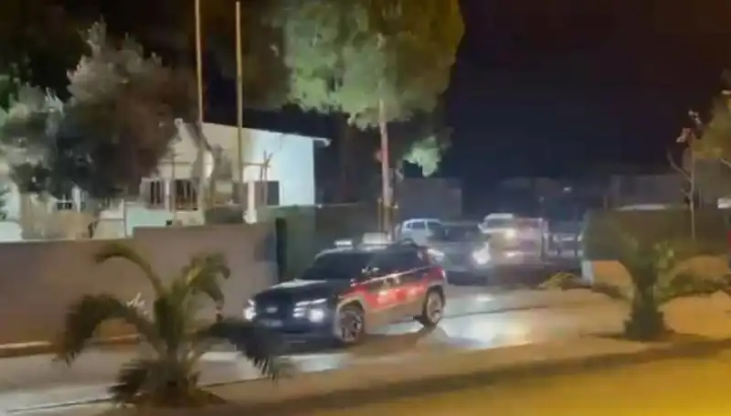 İzmir’de Şok Baskın: 24 Saatte 141 Hükümlü Yakalandı!
