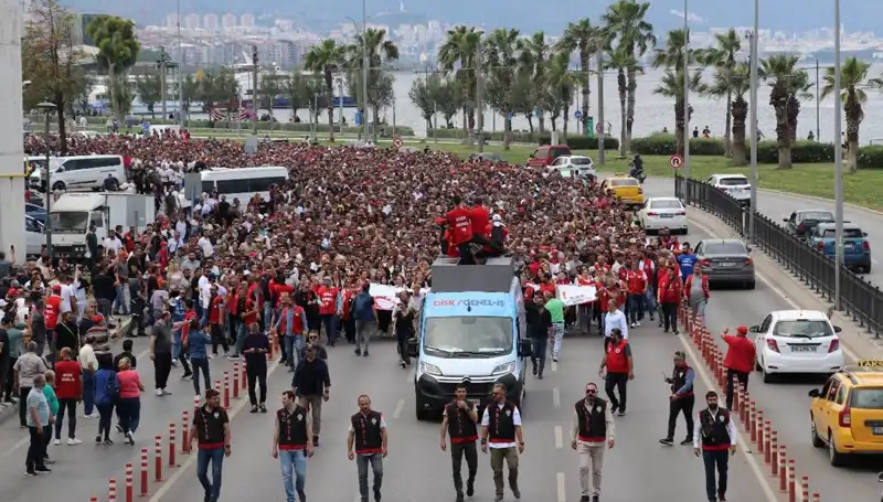İzmir'de Grev Krizi Derinleşiyor: 4. Gününde Son Durum Ne?