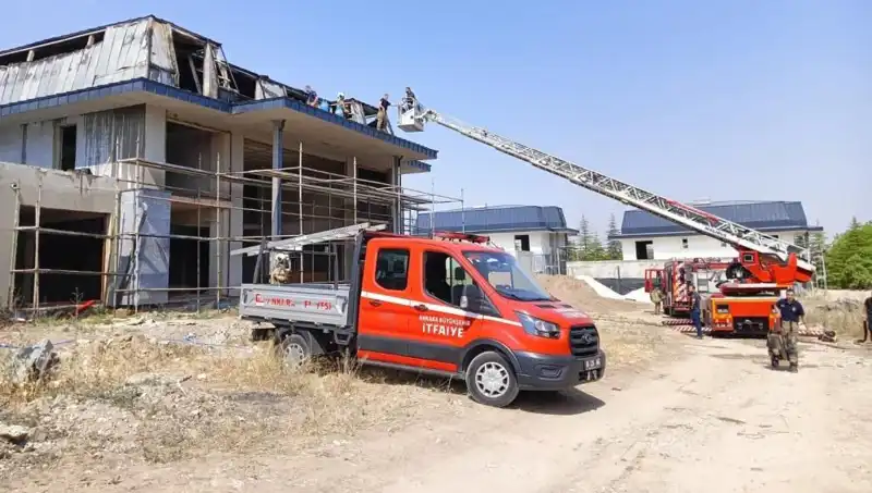 Gölbaşı Villalarında Eş Zamanlı Yangın: Sır Perdesi Aralanıyor!