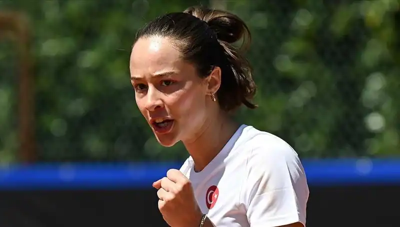 Milli Tenisçi Zeynep Sönmez, Heyecan Verici Finale Yükseldi!