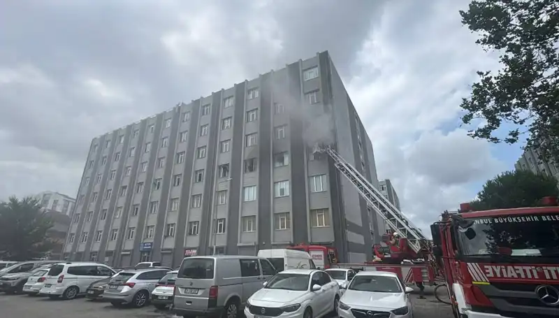 Çorap İmalathanesinde Yangın: Fabrika Alev Alev Yandı!